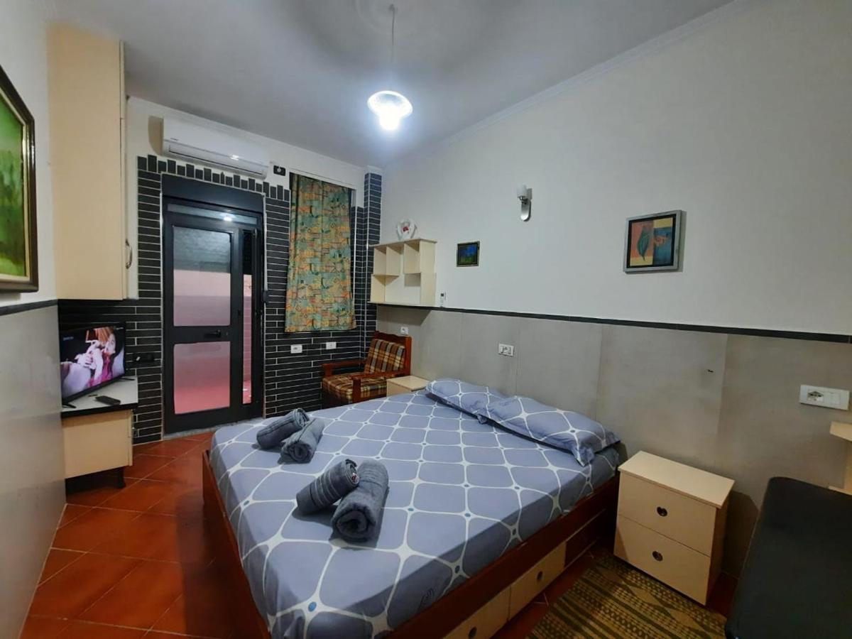 Lovely And Quite Appartament 1-3 A Apartamento Tirana
